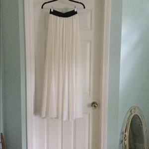 Glamorous creamy white maxi skirt